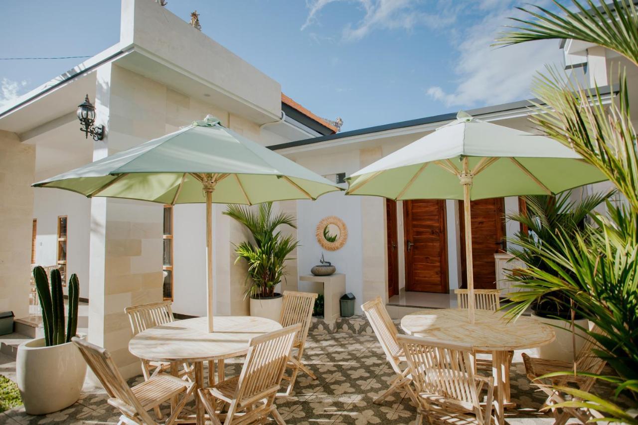 Seven Angels Villa And Hostel Toyapakeh Exterior photo